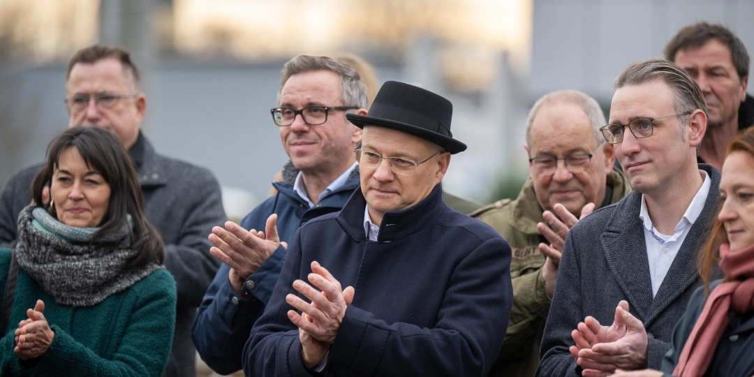 Applaudierende Menschen.