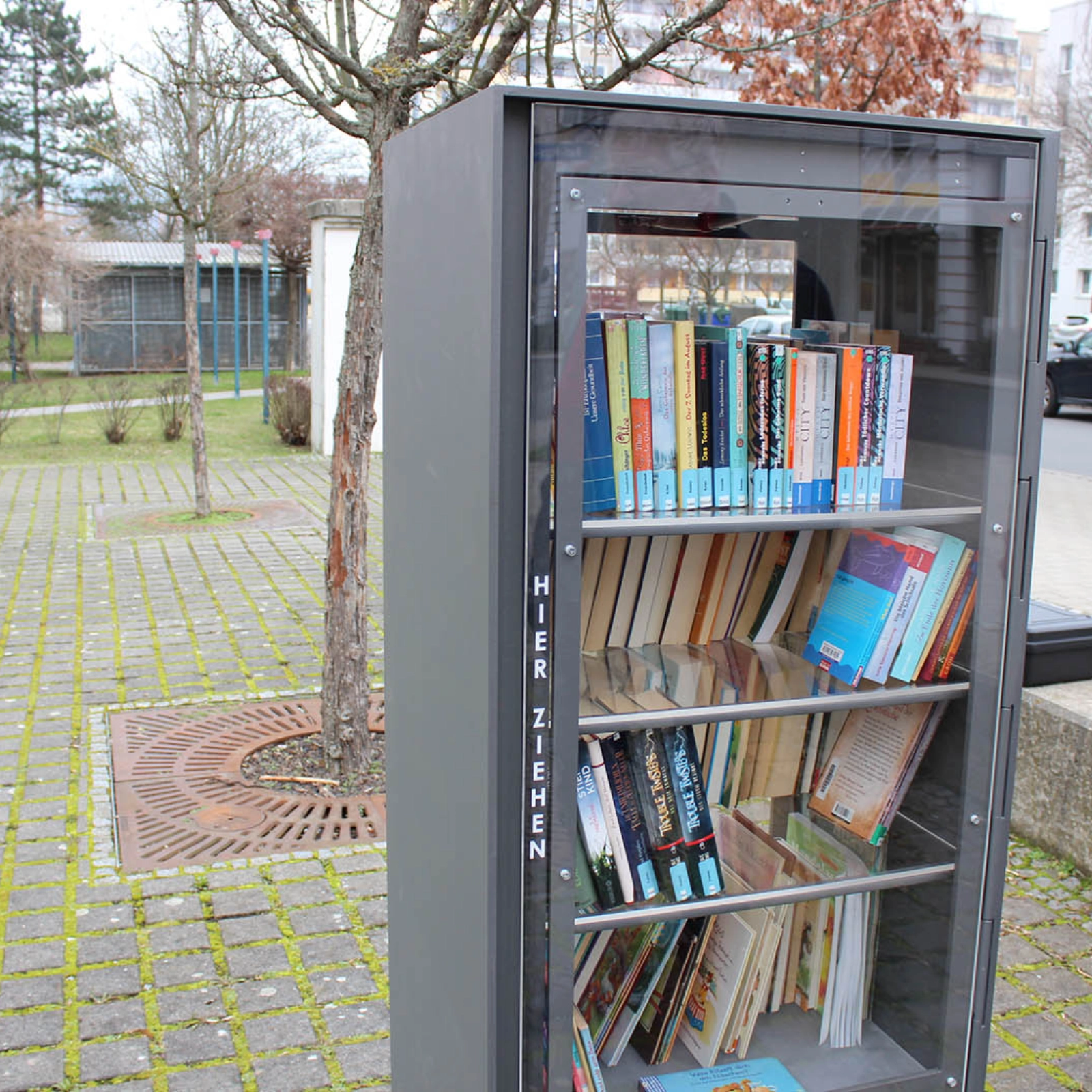jenawohnen Bücherschrank in Lobeda: Alter Standort