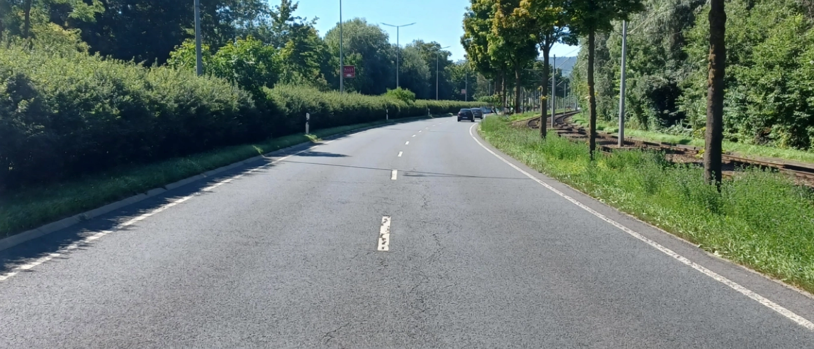 Blick auf die Stadtrodaer Straße.