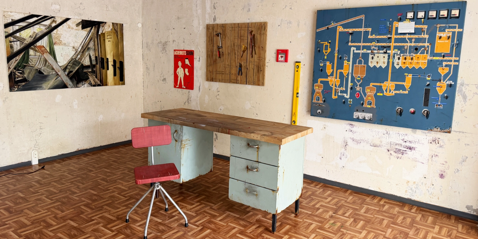 Kunstausstellung "Schichtwechsel" von Stephan Birchender im Kreativen Baubüro in Jena Lobeda