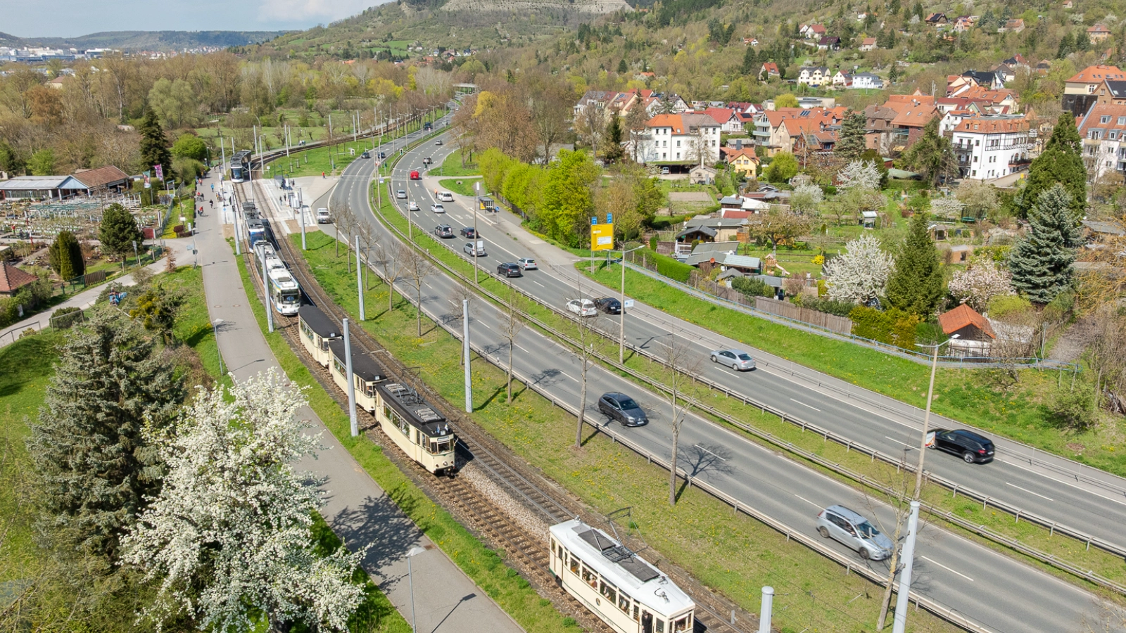 Aus der Vogelperspektive: Straßenbahnverkehr in Jena