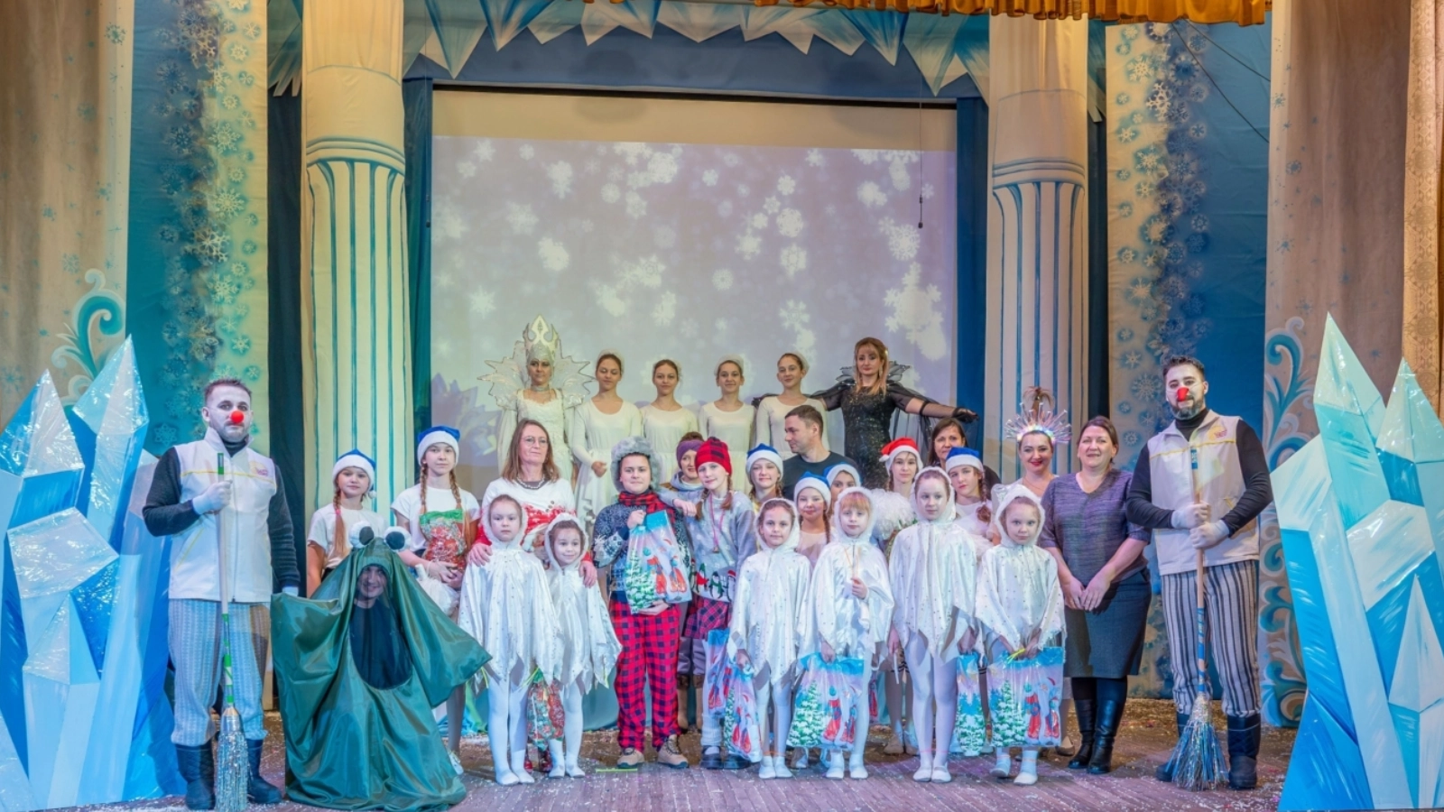 Weihnachtstheater in Krasnapolle.