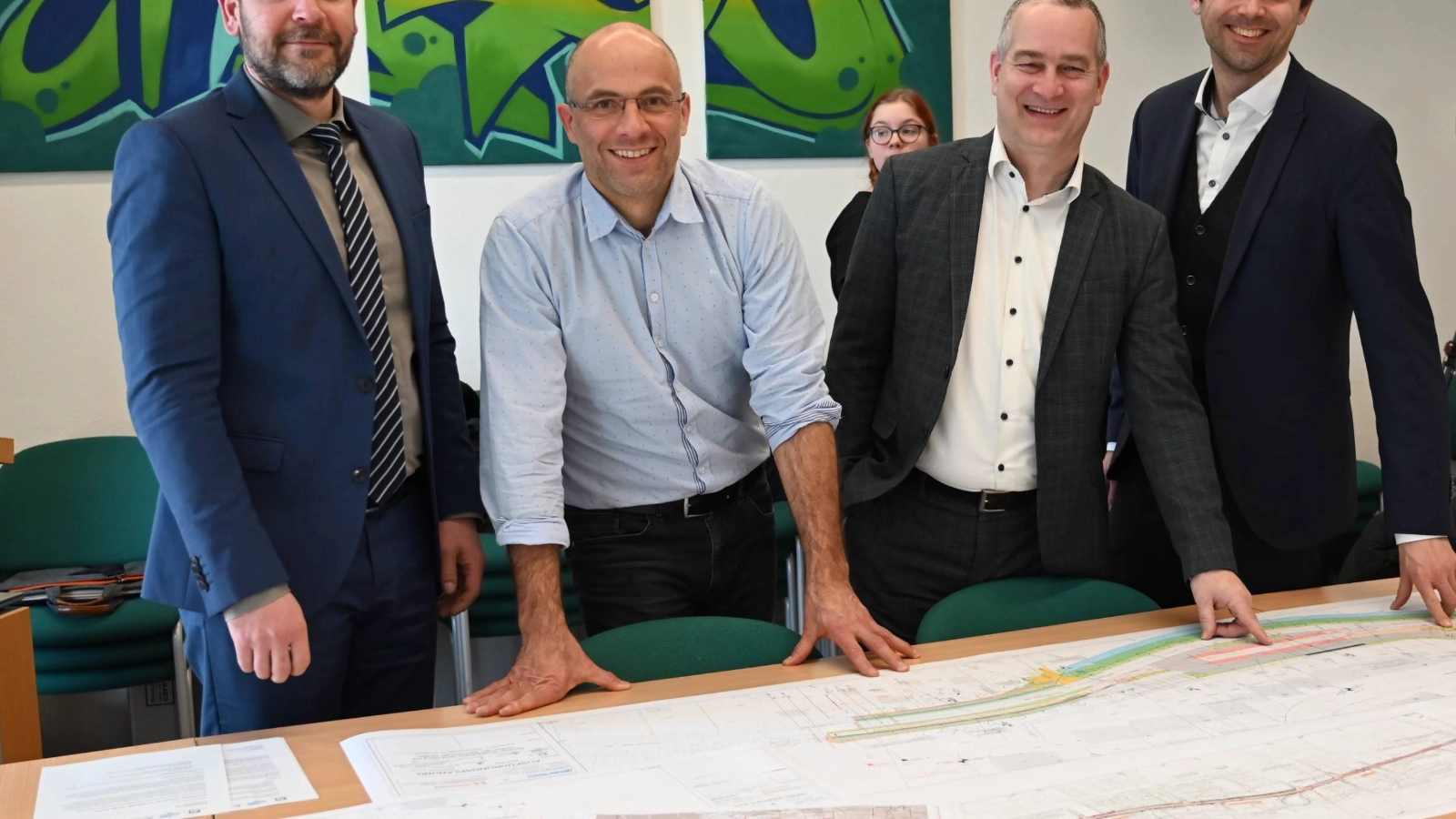 v.r.n.l: Christopher Helbig, Kommunalservice Jena; Marko Kaufmann, Stadtwerke Jena Netze; Andreas Möller, Jenaer Nahverkehr; Dirk Lange Stadtentwicklungsdezernent Stadt Jena