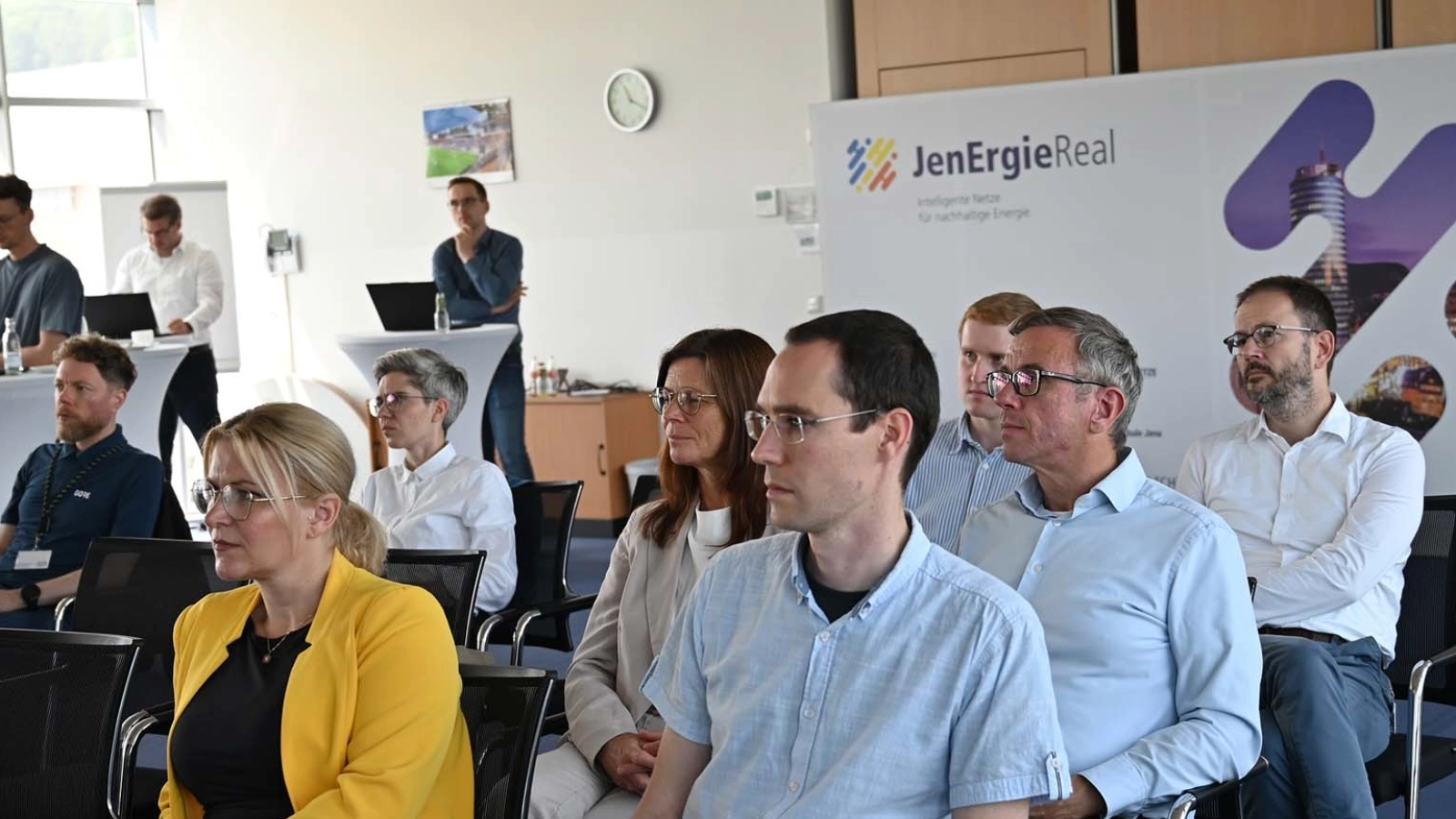 Zum Halbjahrestreffen mit dem vom Bundeswirtschaftsministerium beauftragten Projektträger Jülich gaben die Verbundpartner einen Einblick in den Stand des Projektes und einen Ausblick auf die nächsten Schritte.