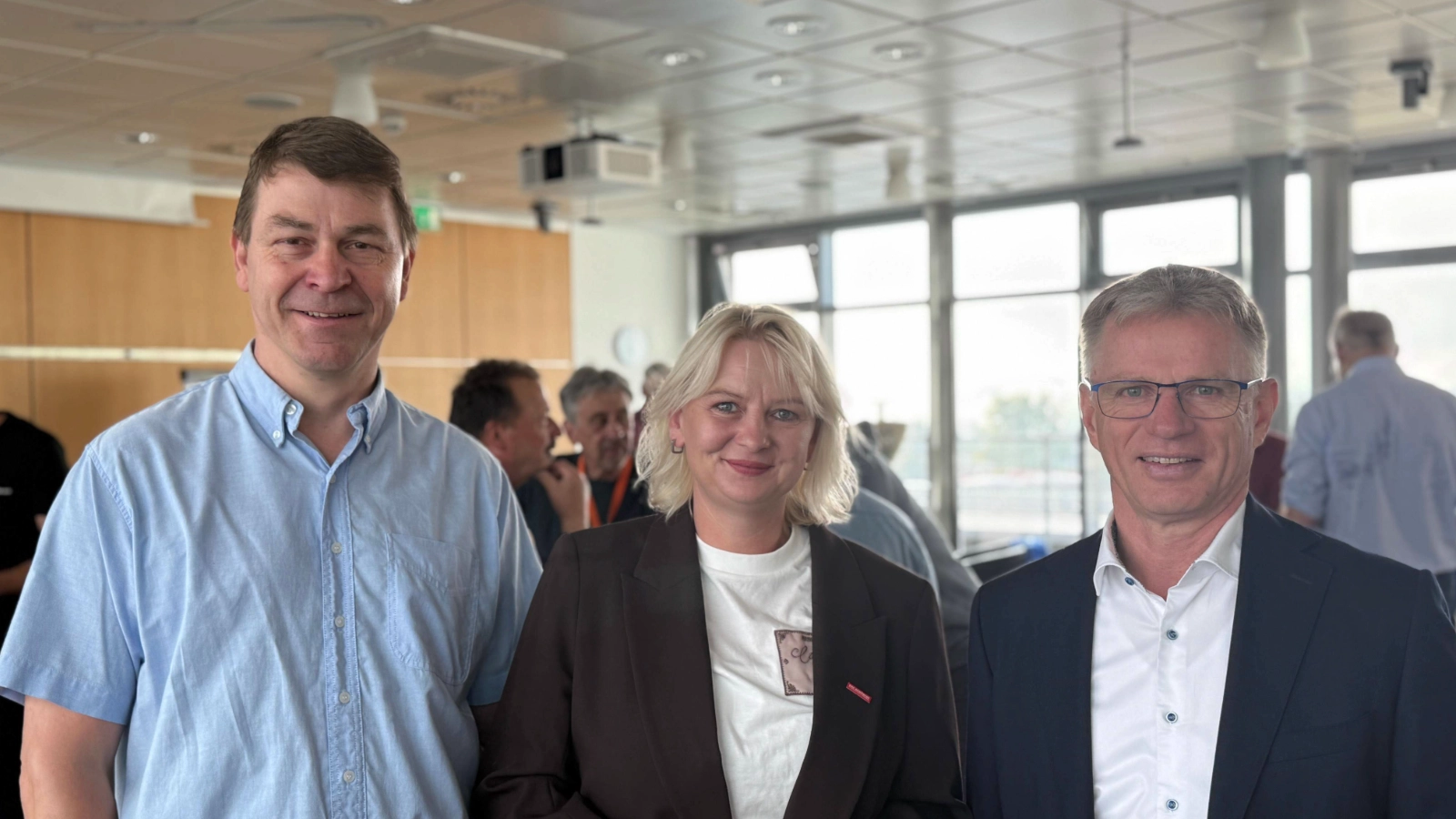 Matthias Dröschler, Kreishandwerksmeister, Manuela Vogt, Geschäftsführerin der Kreishandwerkerschaft Jena/Saale-Holzland-Kreis und Udo Weingart, Bereichsleiter Markt der Stadtwerke Energie Jena-Pößneck