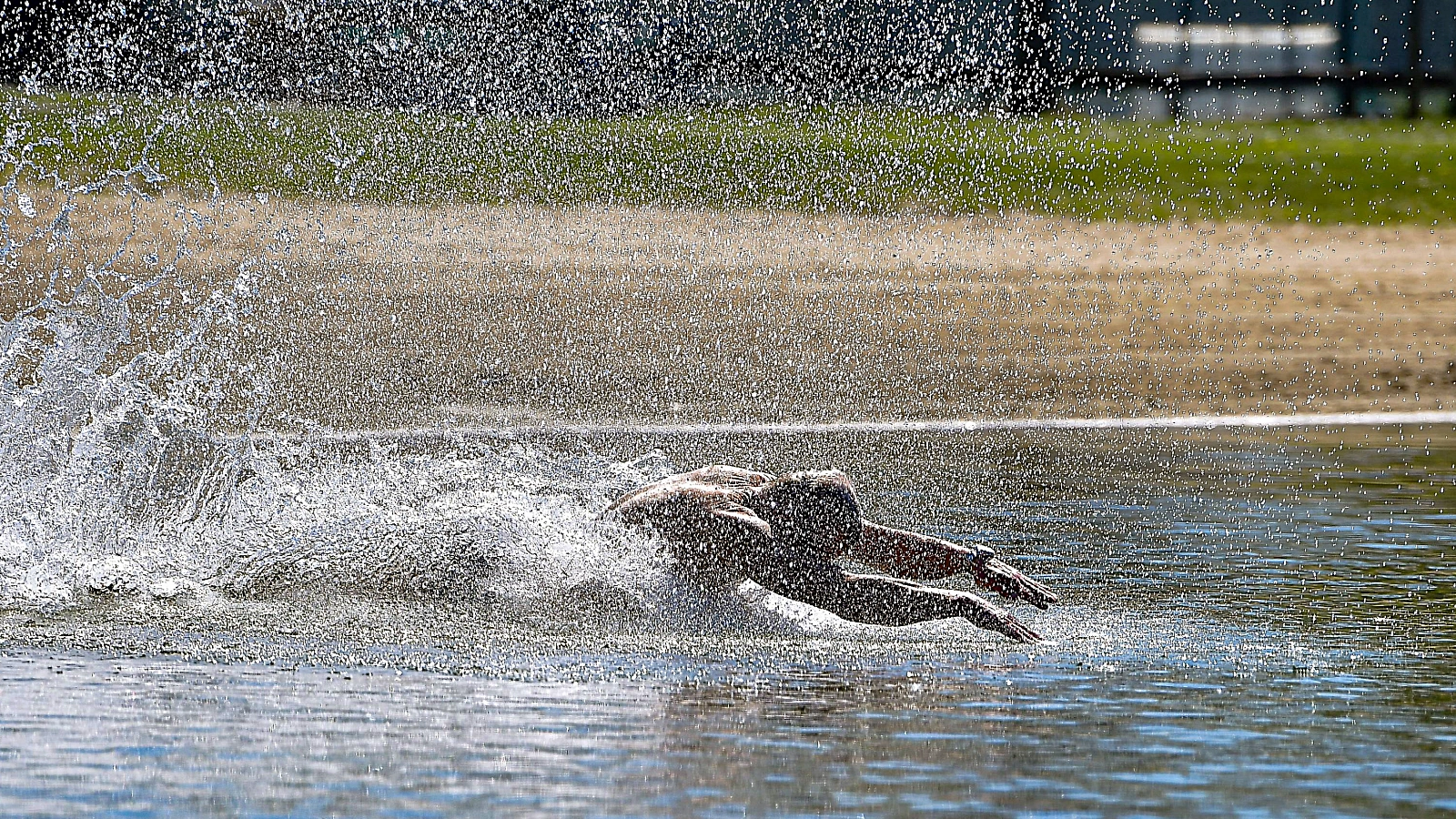 Im Laufe des Wochenendes nutzten rund 1.000 Badegäste das frühsommerliche Wetter für einen Besuch im Südbad. 