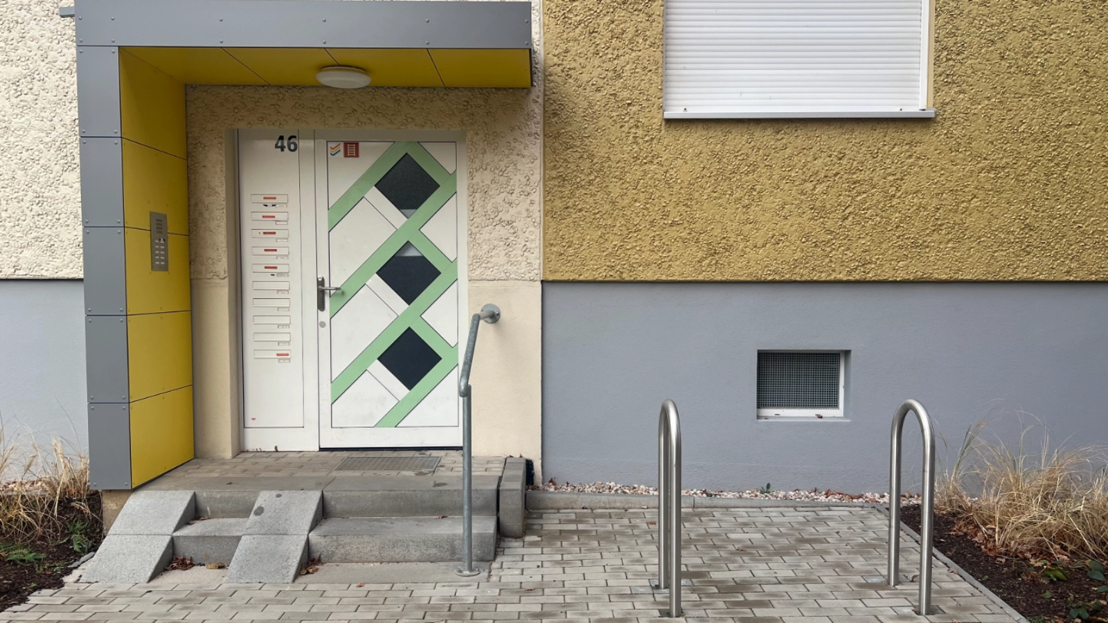 Werkstatt Winzerla: Hauseingang