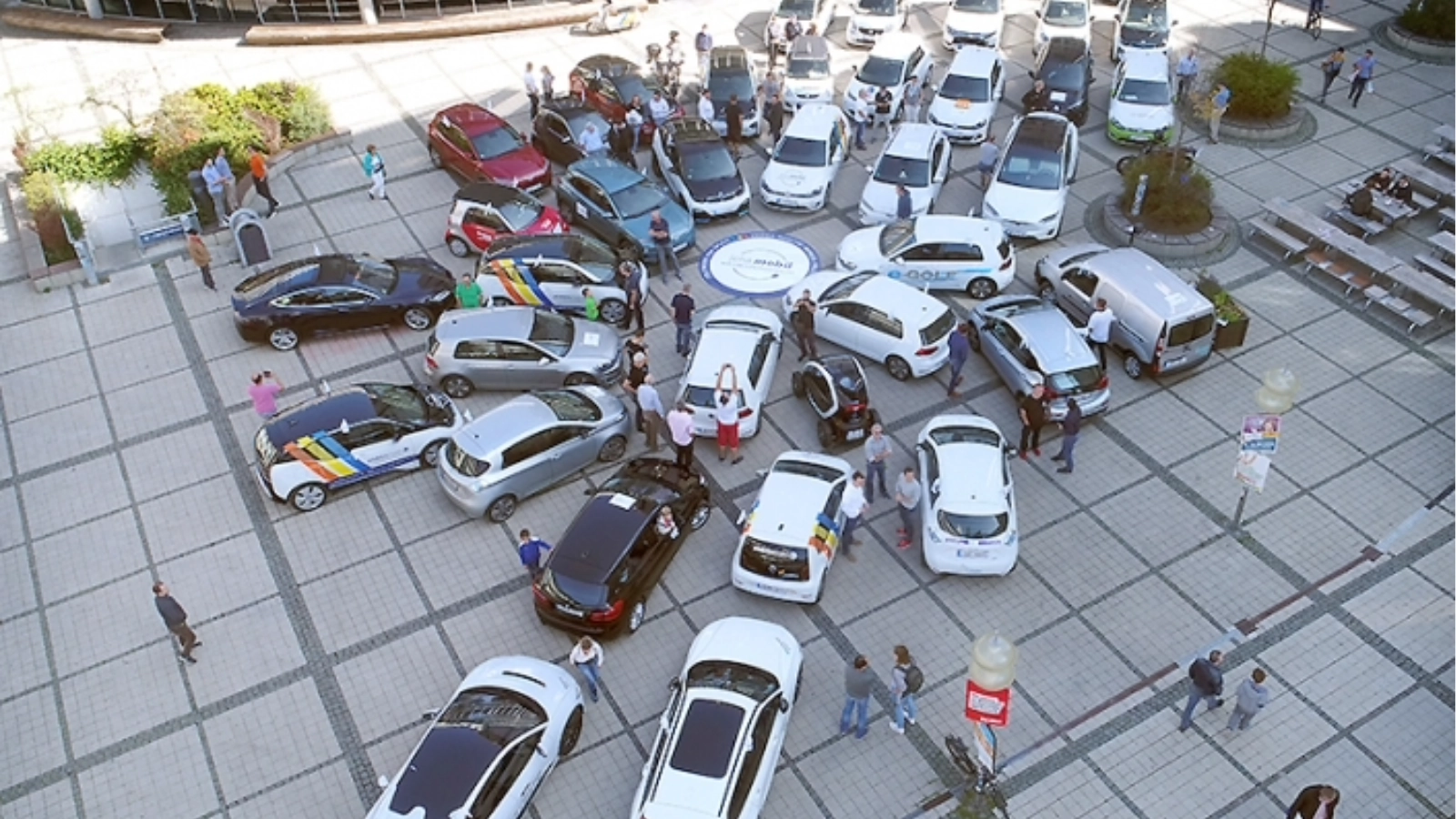2019: Zum Autokorso am Tag der Elektromobilität stellen wir einen neuen Teilnehmerrekord auf.