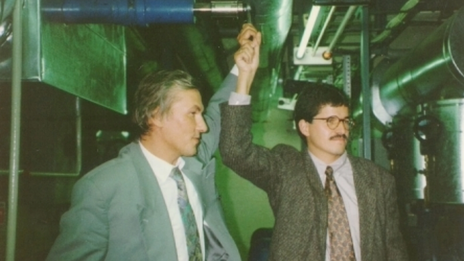 1993: Die neue Fernwärmetrasse nach Jena-Nord geht in Betrieb.