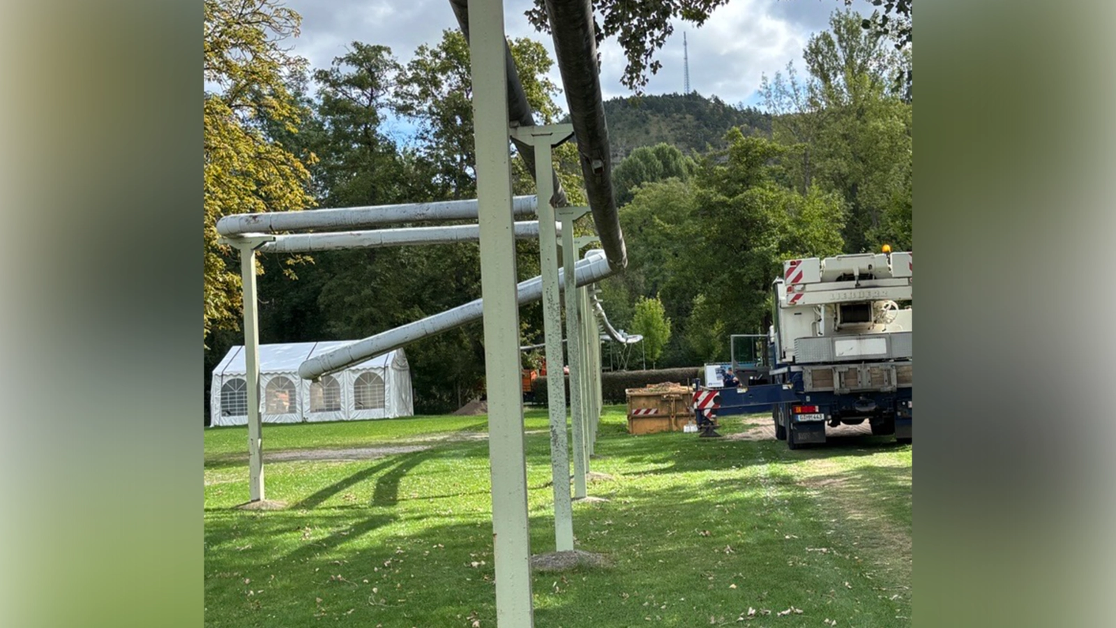 Beschädigung der Fernwärmeleitung im Ronald-Ducke-Weg