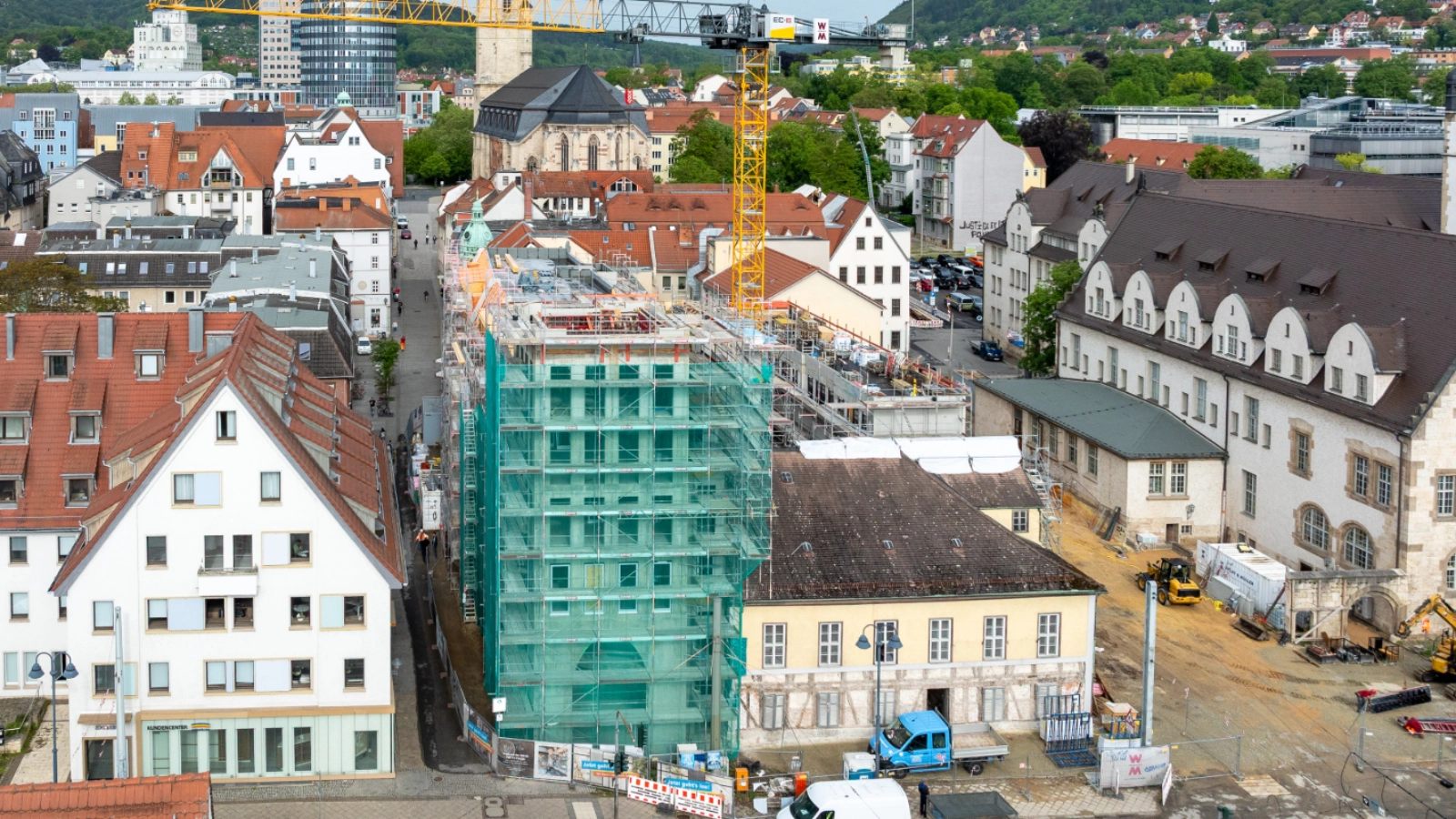 Das Saaltor im Bau