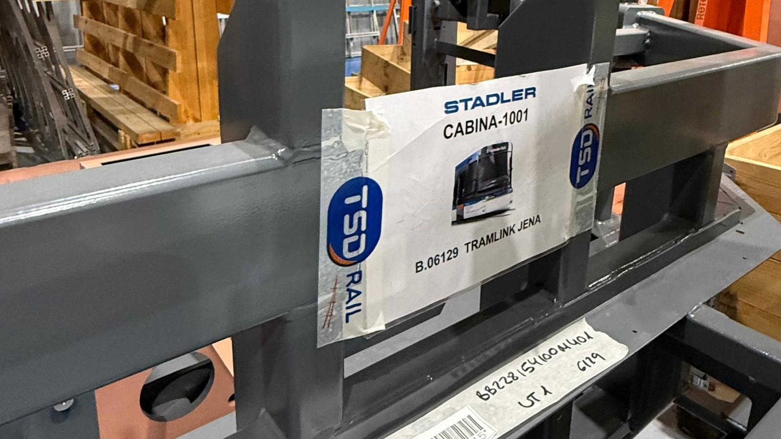 Der Jenaer Nahverkehr setzt die Modernisierung seines Straßenbahnfuhrparks fort. Inzwischen hat die Herstellung der Triebwagen begonnen.