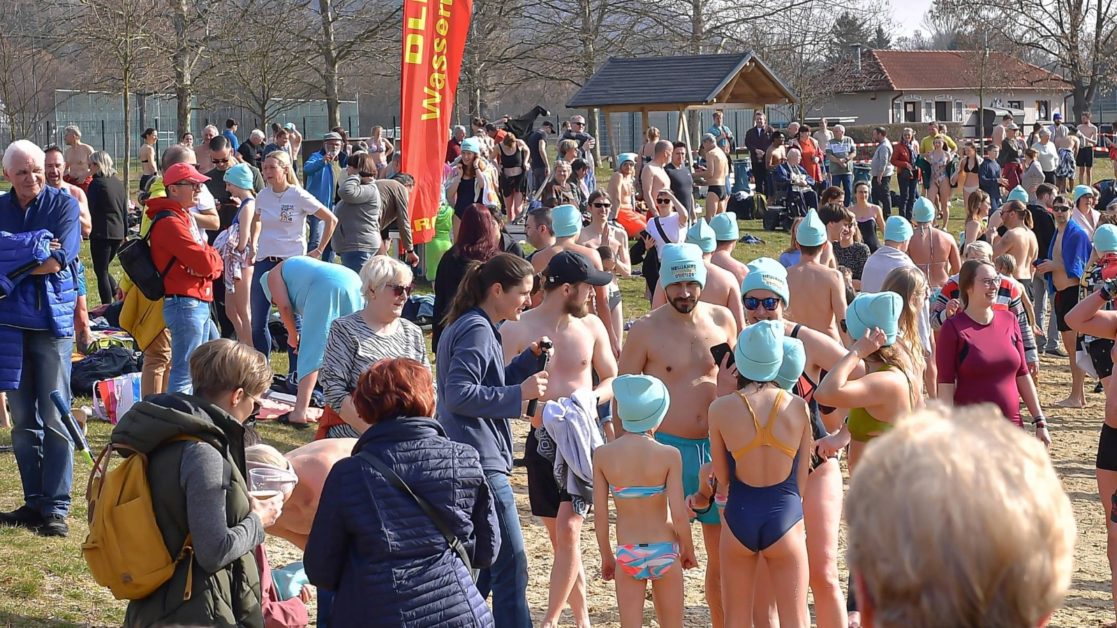 Die Jenaer Bäder bedanken sich bei allen Teilnehmenden, Helfern und Partnern für eine sichere und stimmungsvolle Veranstaltung.