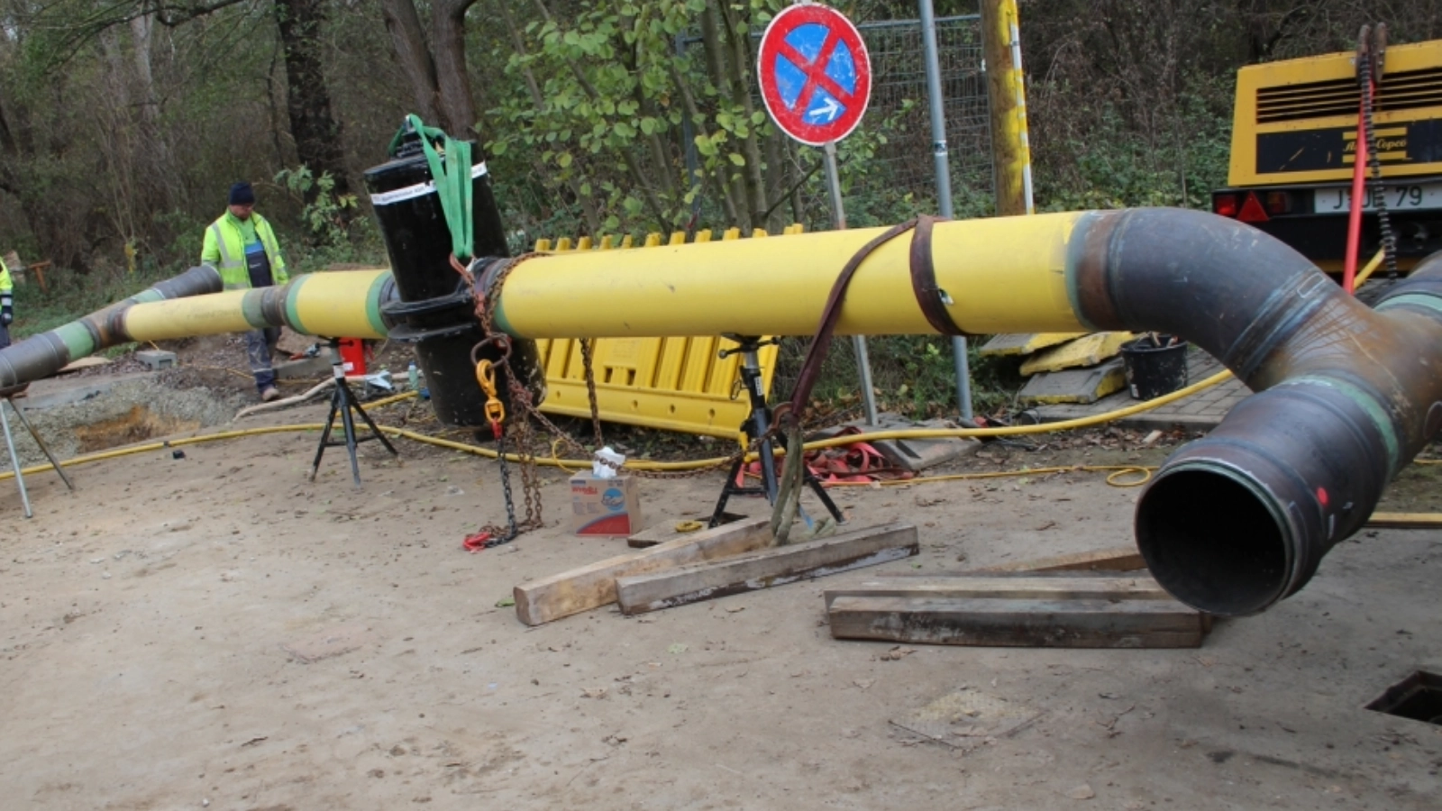 Arbeiten an der Gasbaustelle (2)