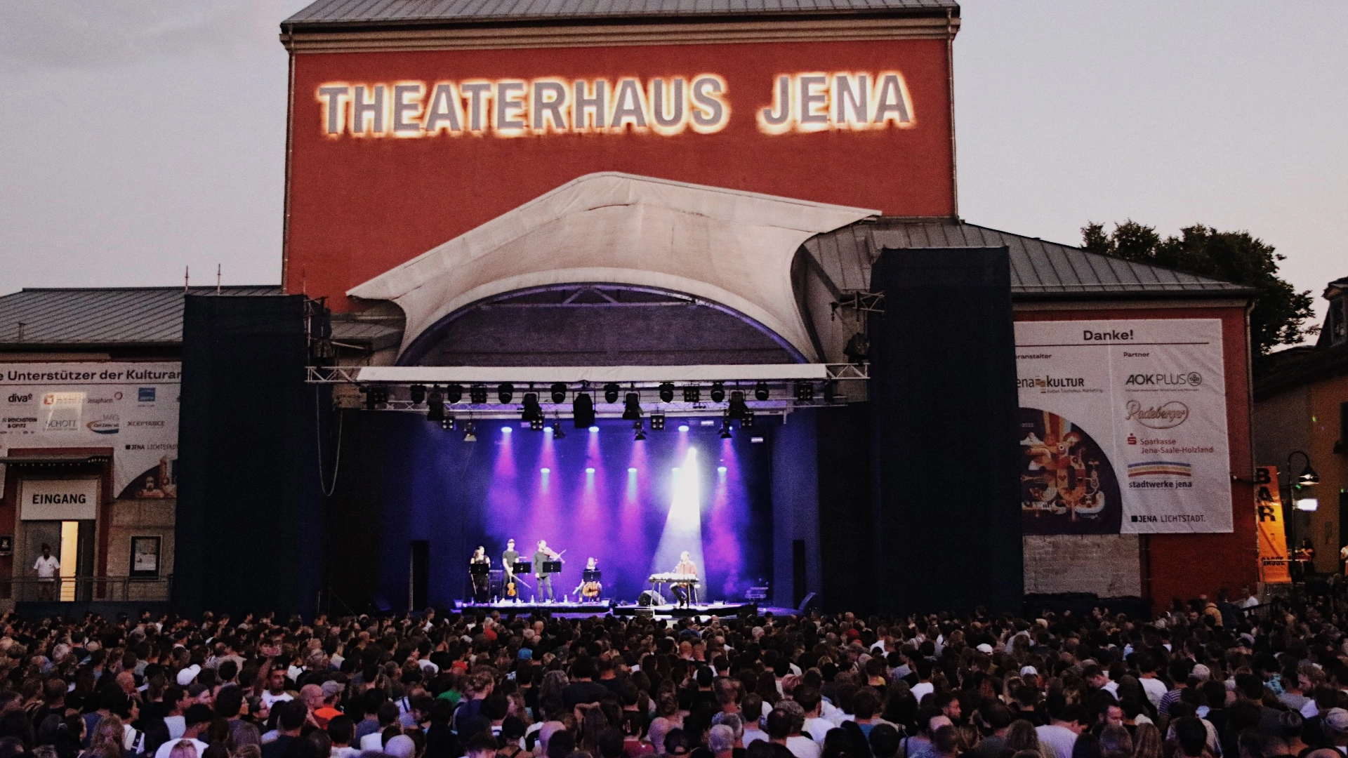 Ein gutbesuchtes Konzert in der Kulturarena Jena