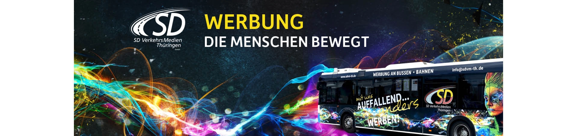 Bus mit SD-Außenwerbung