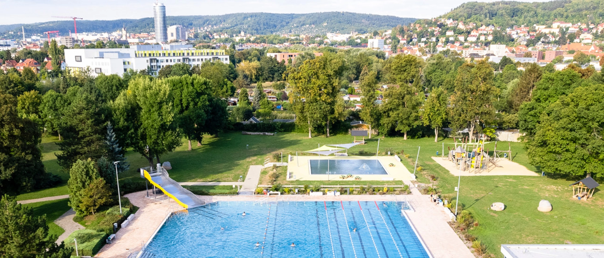 Vogelperspektive auf das Ostbad Jena