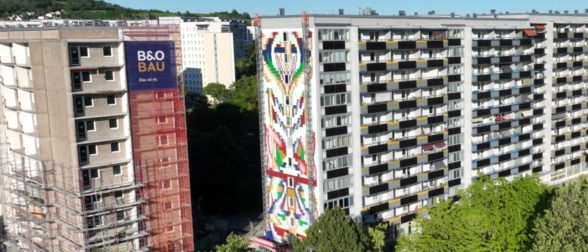 Fassade am Salvador-Allende-Platz wurde fertiggestellt
