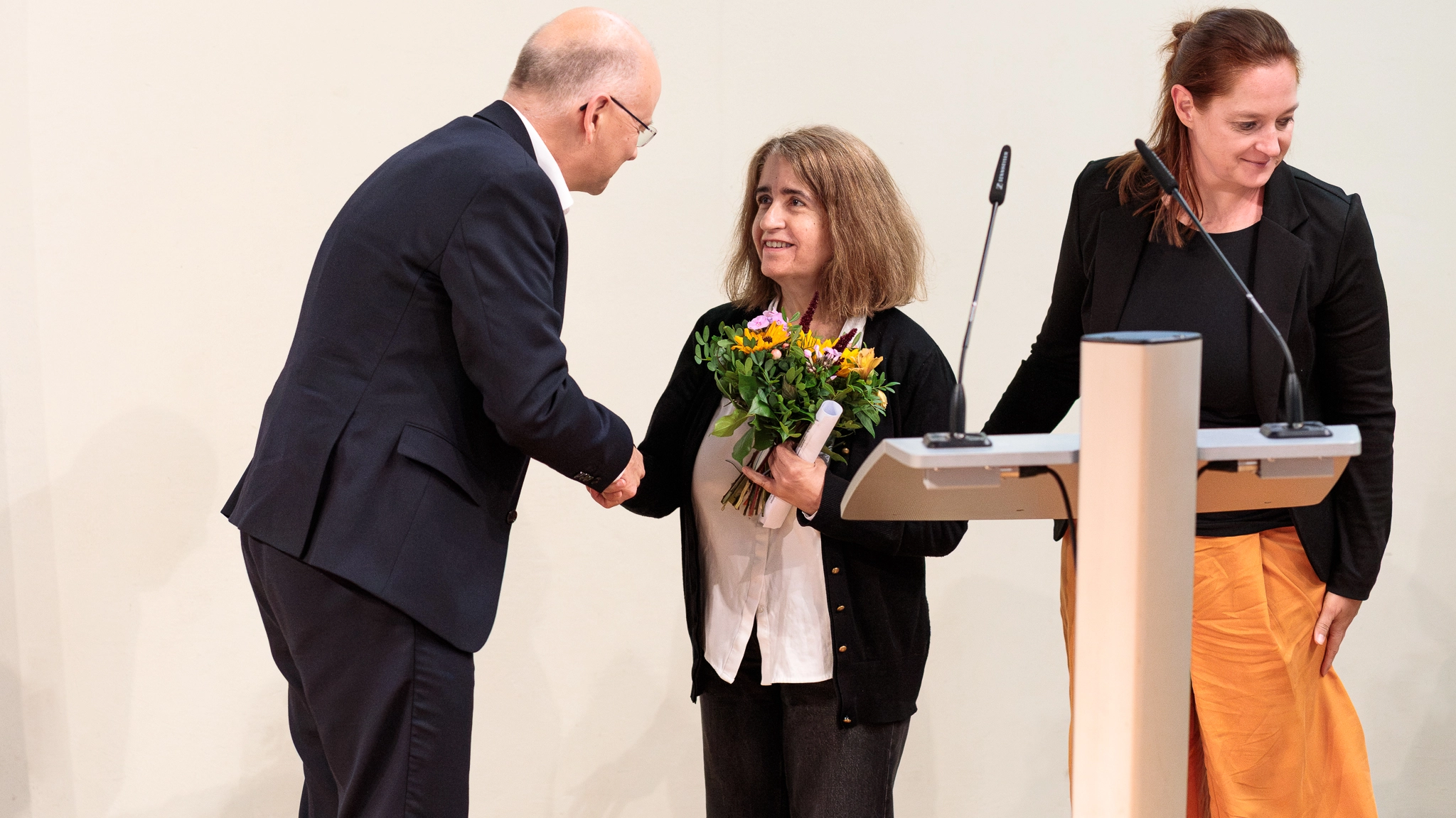Der Sonderpreis für langfristiges zivilgesellschaftliches Engagement ging an Rea Mauersberger (c) Tina Peißker