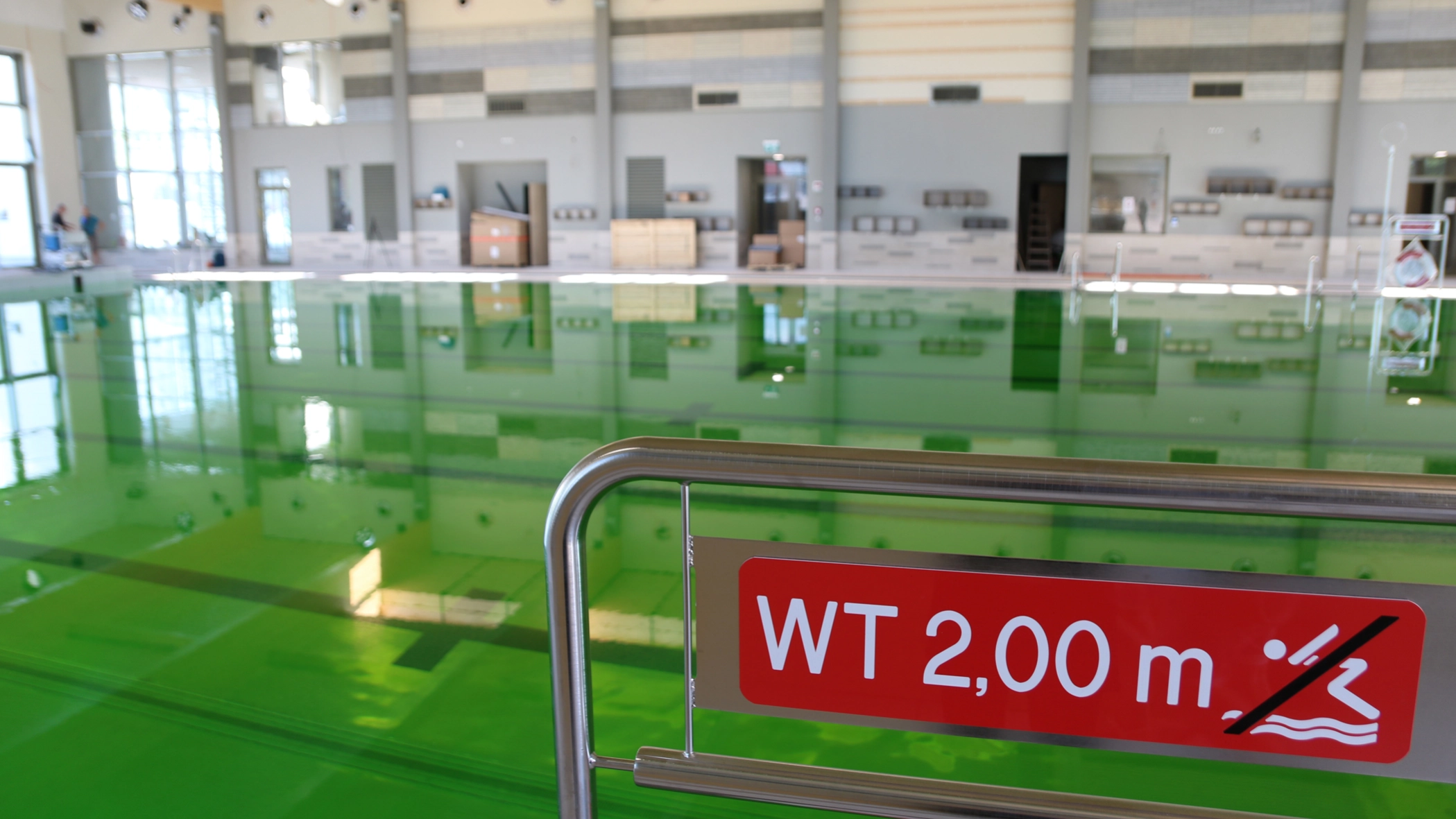 Färbetest in der Sportschwimmhalle Schwimmparadies Jena