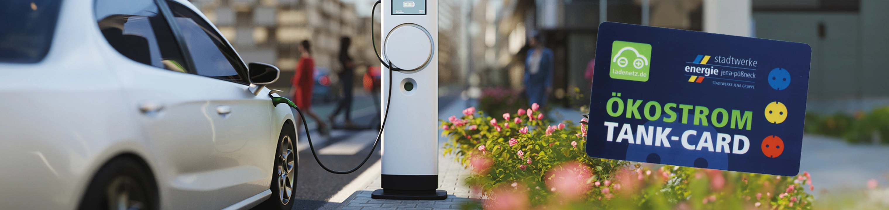 E-Auto steht an einer Ladestation