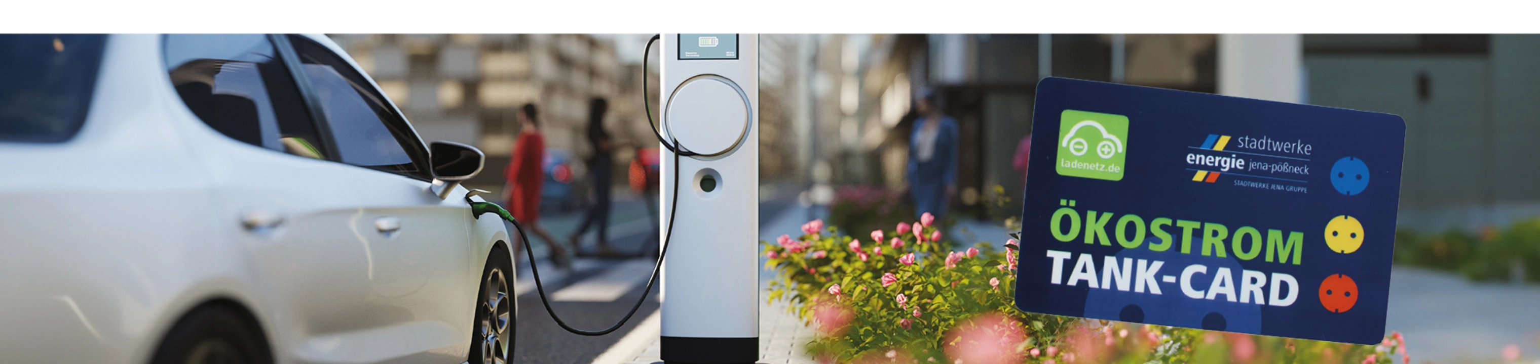E-Auto steht an einer Ladestation