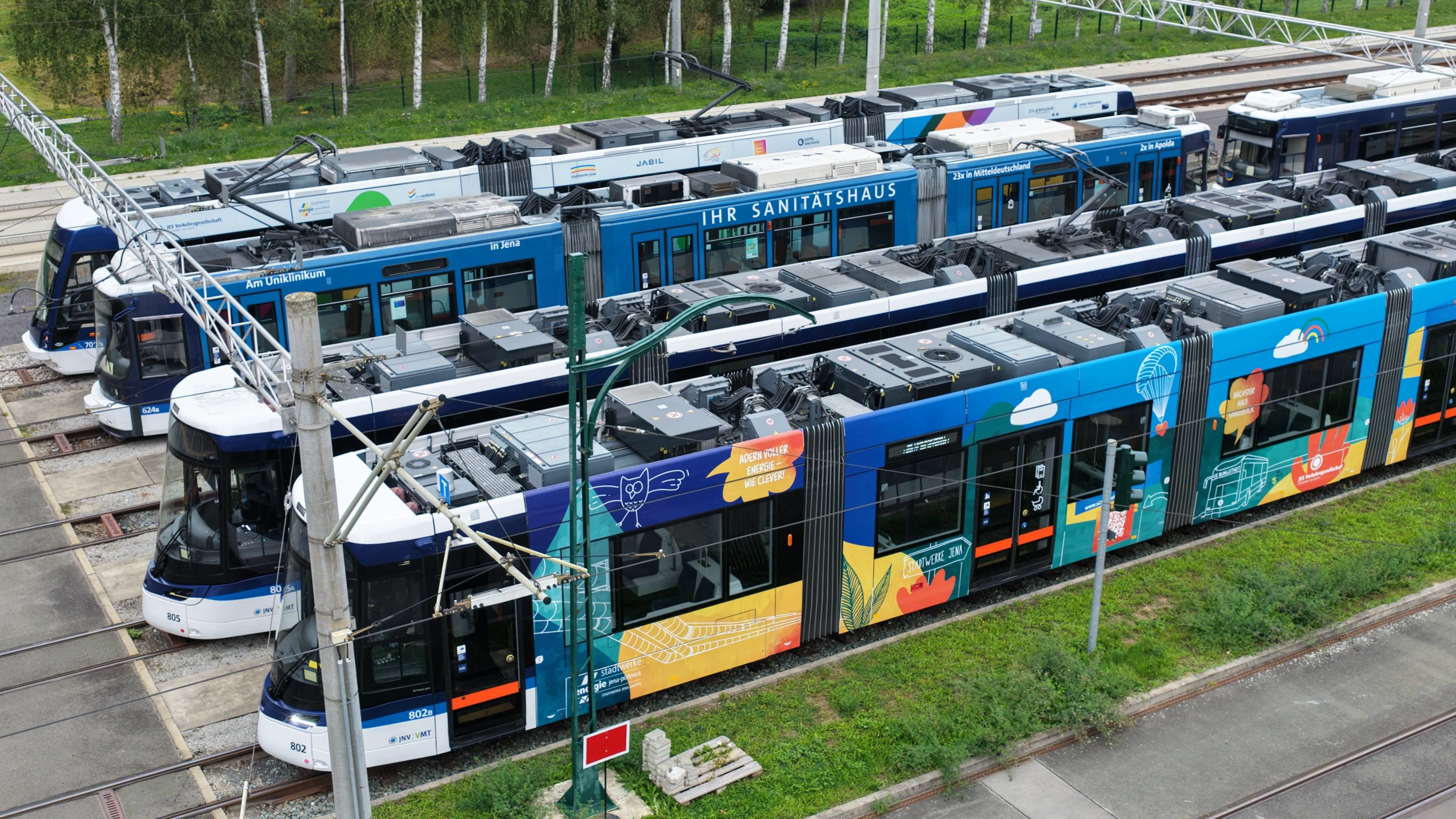 Neue Straßenbahnbeklebung