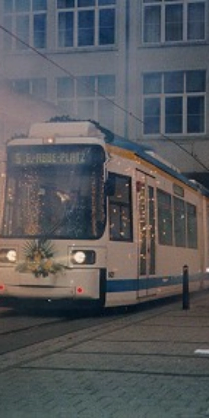 Vorstellung der ersten Niederflurstraßenbahn GT6M 1997.