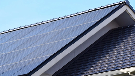 Giebel eines Solardaches