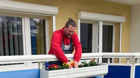 Der Frühling zieht ein: 1000 Blumen für unsere Mieter