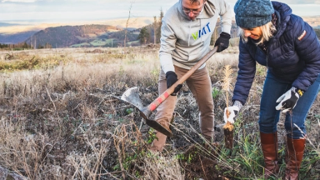 ÖPNV fahren für den Wald: VMT-Aktion setzt nachhaltiges Zeichen