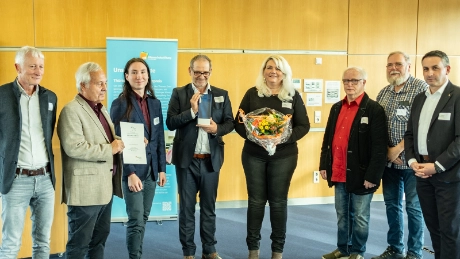 Thüringer Klimaschutzpreis „Die blaue Libelle“ geht an Solardorf Kettmannshausen  