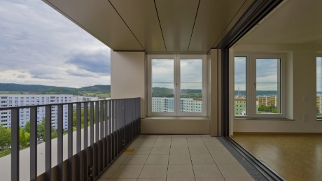 Wunderschöne 3-Raum-Wohnung mit Loggia und Weitblick