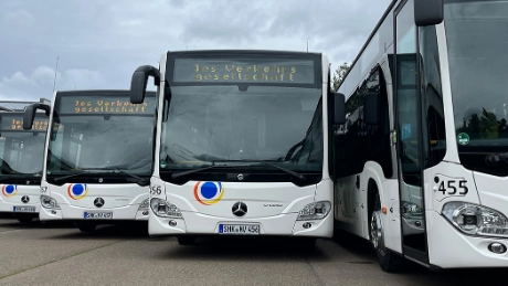  JES Verkehrsgesellschaft erneuert Fuhrpark um sechs Busse