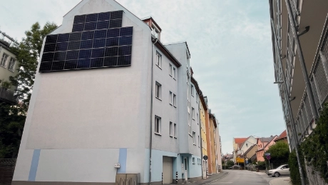 Fassaden-PV: Wenn das Dach nicht passt, nehmen wir die Wand