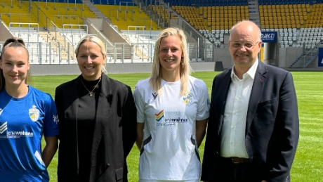 jenawohnen bleibt Trikotpartner der FCC-Frauen