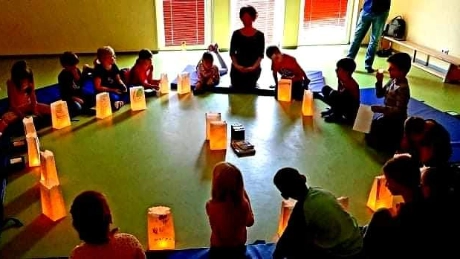 Geschichten aus dem Hut -  Erzähltheater für Kinder ab 5 Jahren