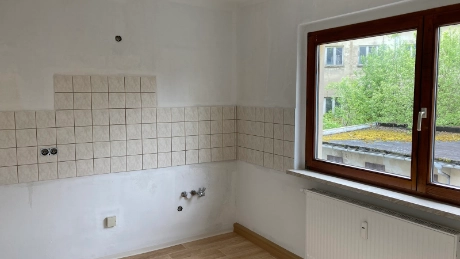 Schönes Wohnen in Hermsdorf - frisch renovierte 3 Raum WE