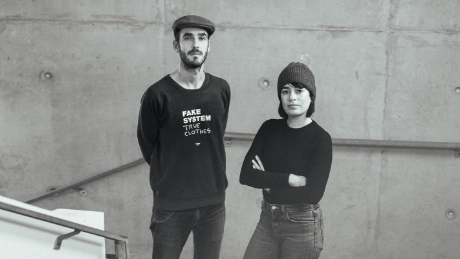 ​​​​​​​„Willkommen in Jena“: Spanisches Künstlerduo Reskate gestaltet Fassade in Lobeda