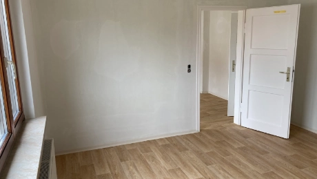Schönes Wohnen in Hermsdorf - frisch renovierte 3 Raum WE