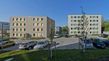 Barrierearme 2-Zimmer-Wohnung mit Gartenanteil und Option auf Küchenübernahme
