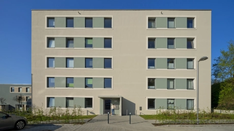 Barrierearme 2-Zimmer-Wohnung mit Gartenanteil und Option auf Küchenübernahme