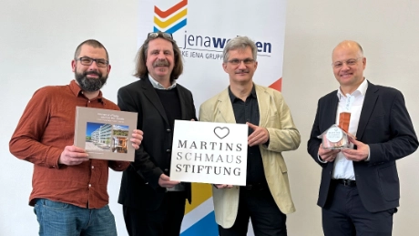 Übergabe der Spendengelder an die MartinsSchmaus Stiftung