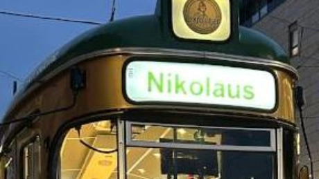 Nikolausfahrt mit der Ur-Krostitzer Partybahn