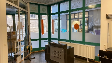 Attractive commercial space for your hairdressing business in the city center