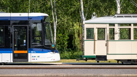 Fahrzeugkorso zum 125. Jubiläum des Jenaer Nahverkehrs
