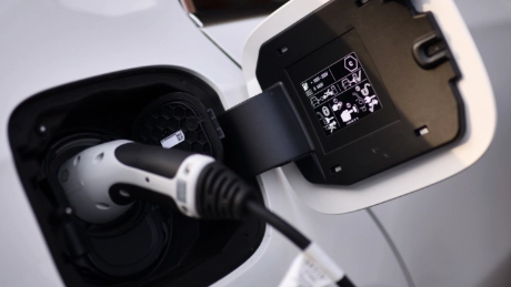 Ladestation Zukunft: Chancen der betrieblichen Elektromobilität im Fokus