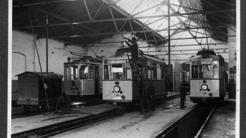 Gothabahnen in der Werkstatt im Jahr 1930.