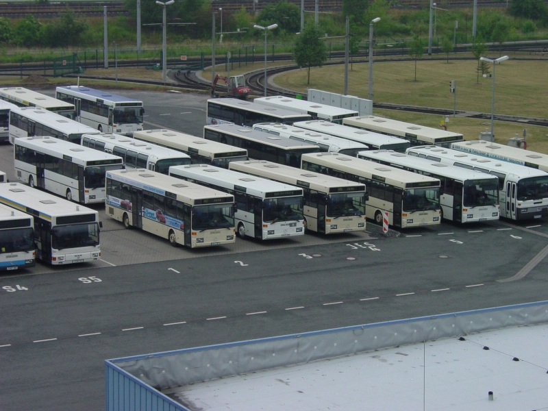 Busabstellfläche auf dem Betriebshof Burgau 2006.