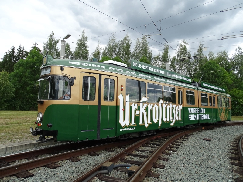 Partybahn mit Ur-Krostitzer-Beklebung 2020.